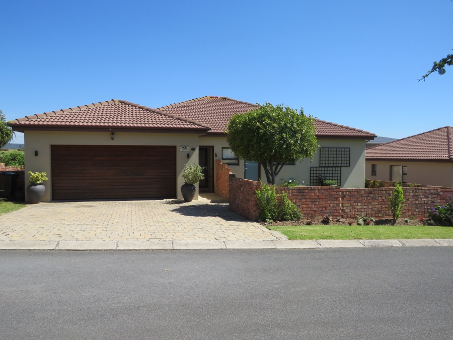 3 Bedroom Property for Sale in Emerald Heights Eastern Cape